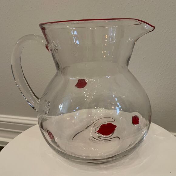 Hearts & Kisses Valentine RED LIPS Glass Pitcher 10in Viral Tik Tok New - Picture 7 of 16